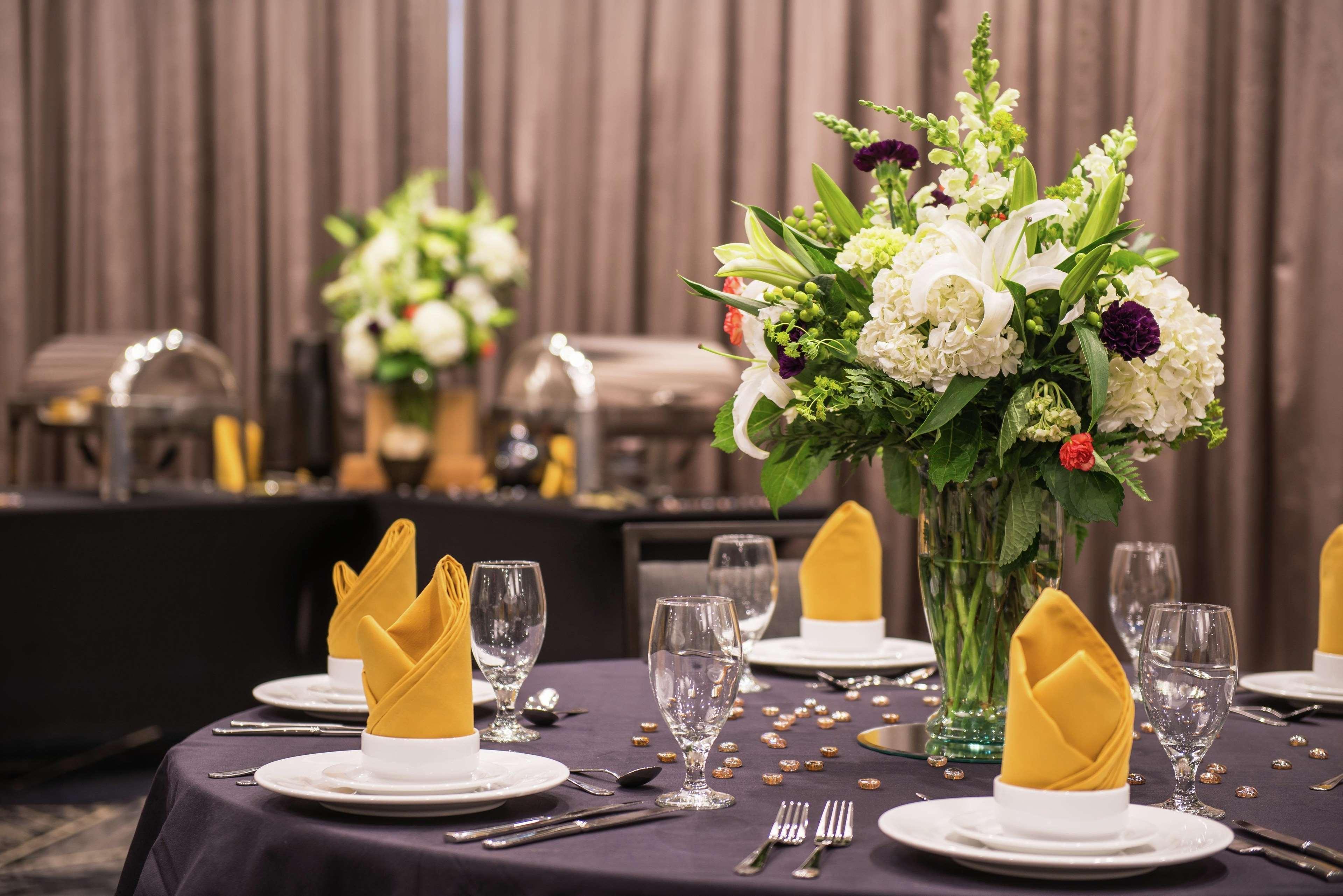 Hotel Doubletree By Hilton Lafayette East Esterno foto
