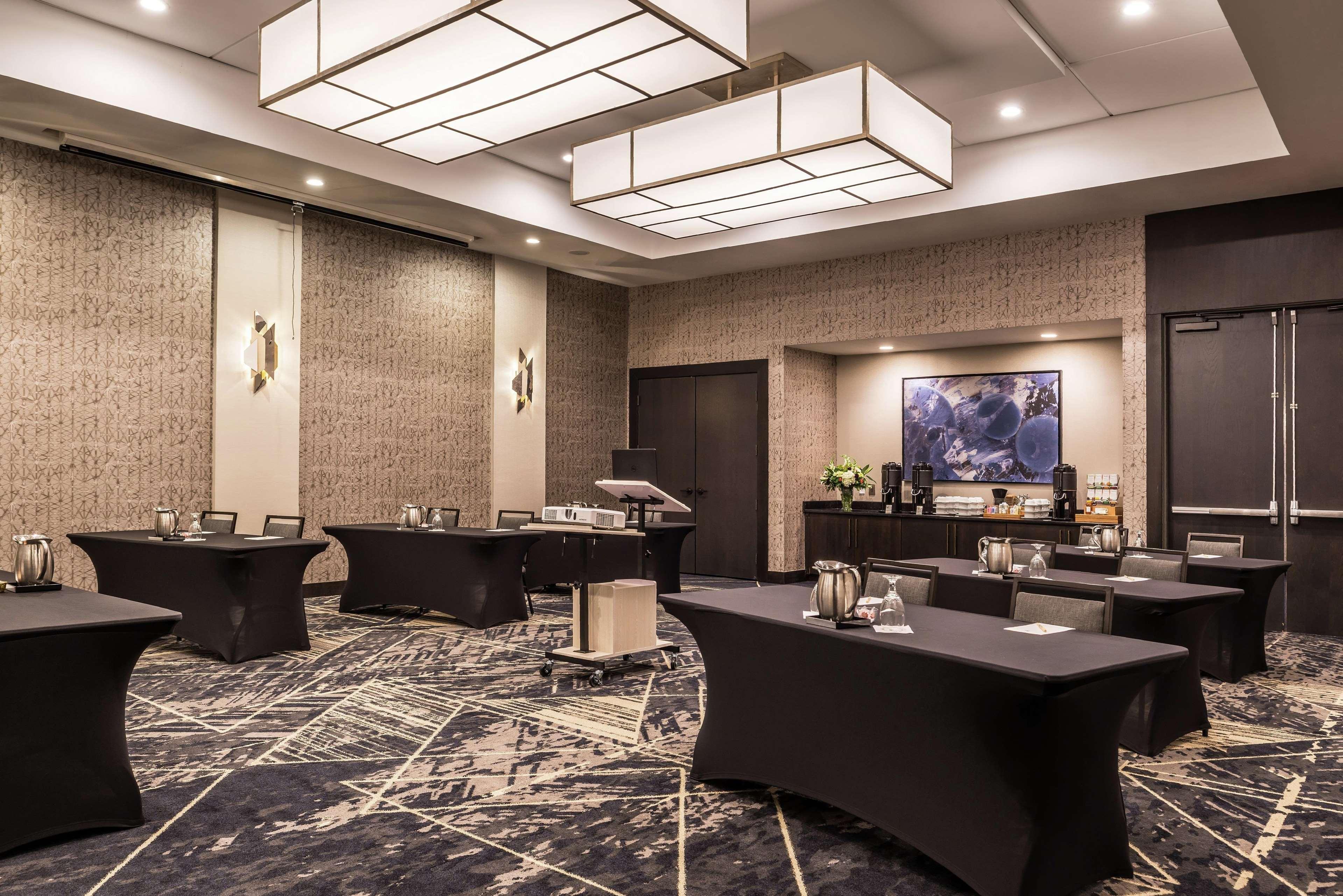 Hotel Doubletree By Hilton Lafayette East Esterno foto