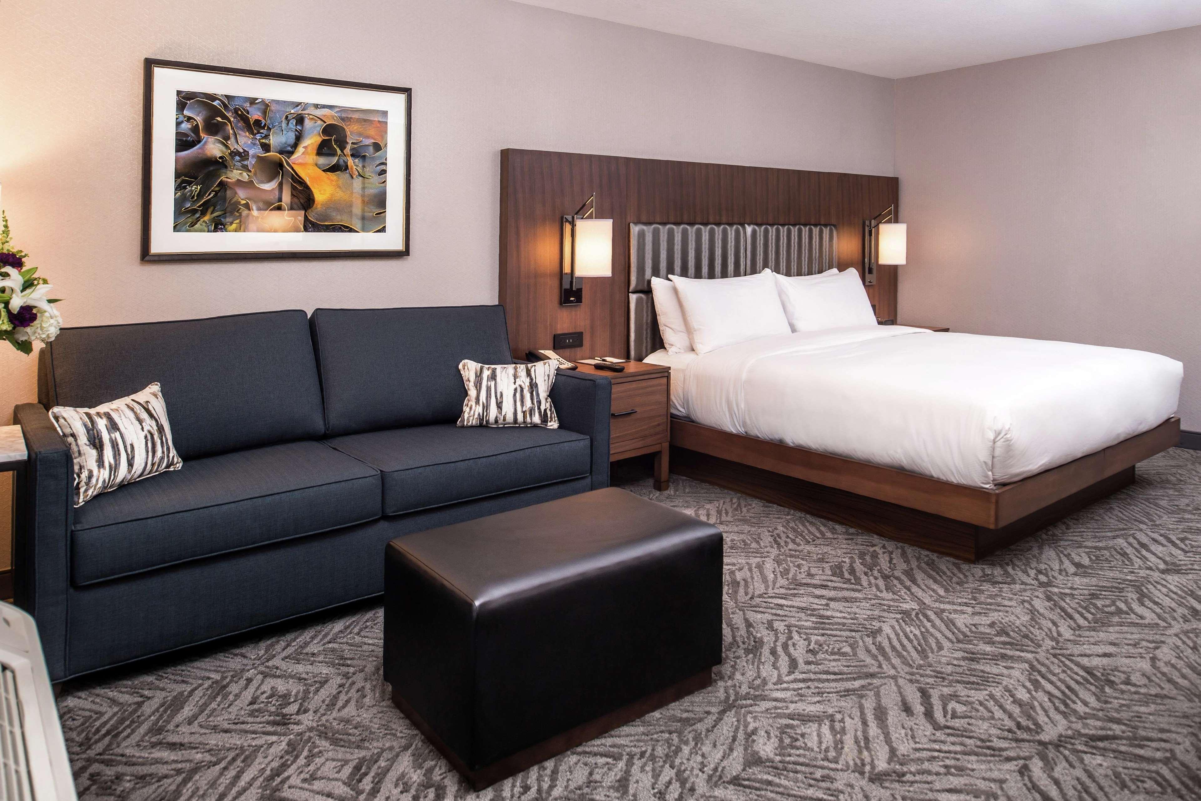 Hotel Doubletree By Hilton Lafayette East Esterno foto