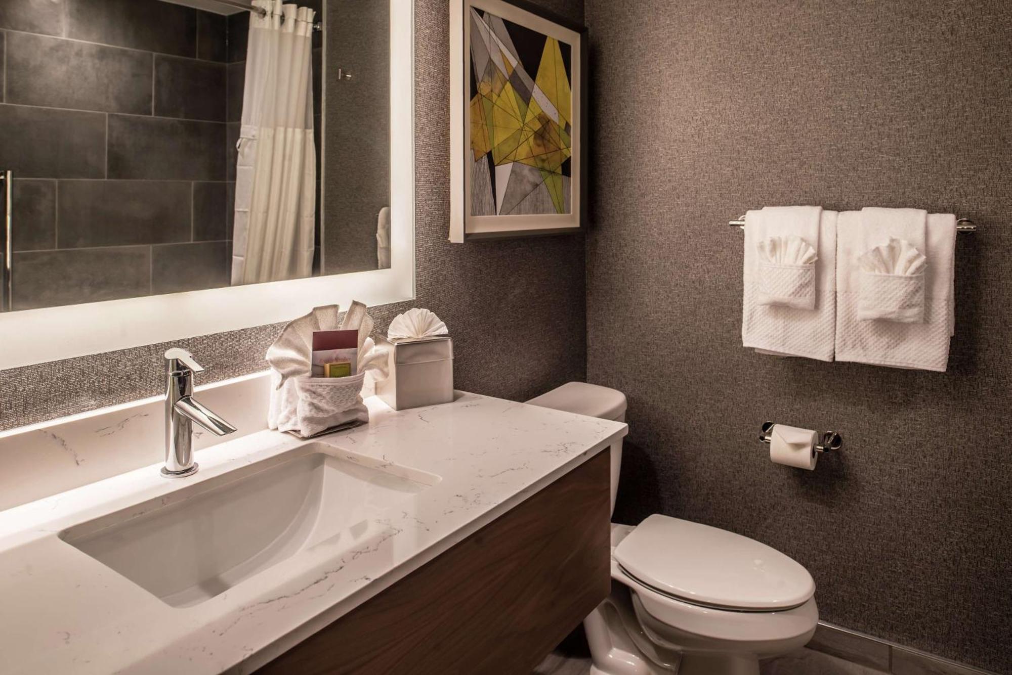 Hotel Doubletree By Hilton Lafayette East Esterno foto